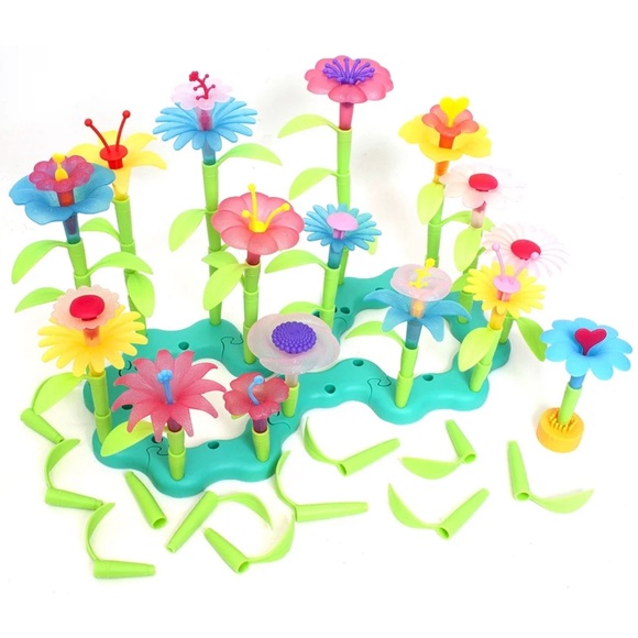 Kid Connection Build Your Own Garden Playset - 169-Piece Creative Floral Toy Set - Picture 4 of 5